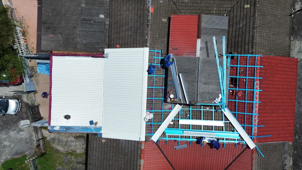 Taman Midah roof during rehabilitation